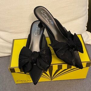 Circus by Sam Edelman Black Mules with Bow